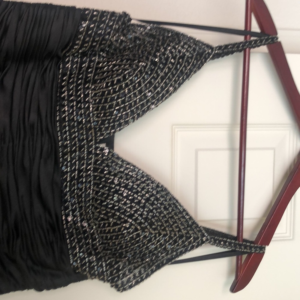 Black Formal Gown - Picture 5 of 12